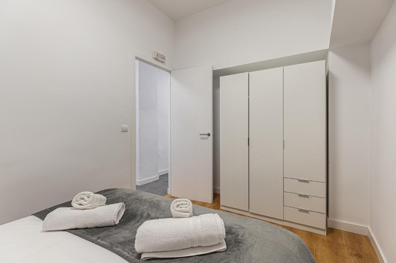 Waou Essence I Los Austrias - Corta Duracion Madrid Ngoại thất bức ảnh